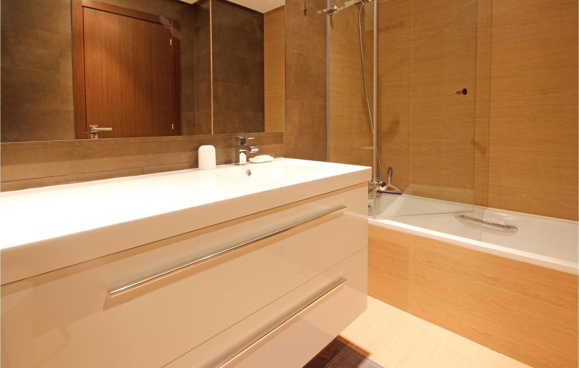 Gorgeous Apartment In Estepona With Wifi Экстерьер фото