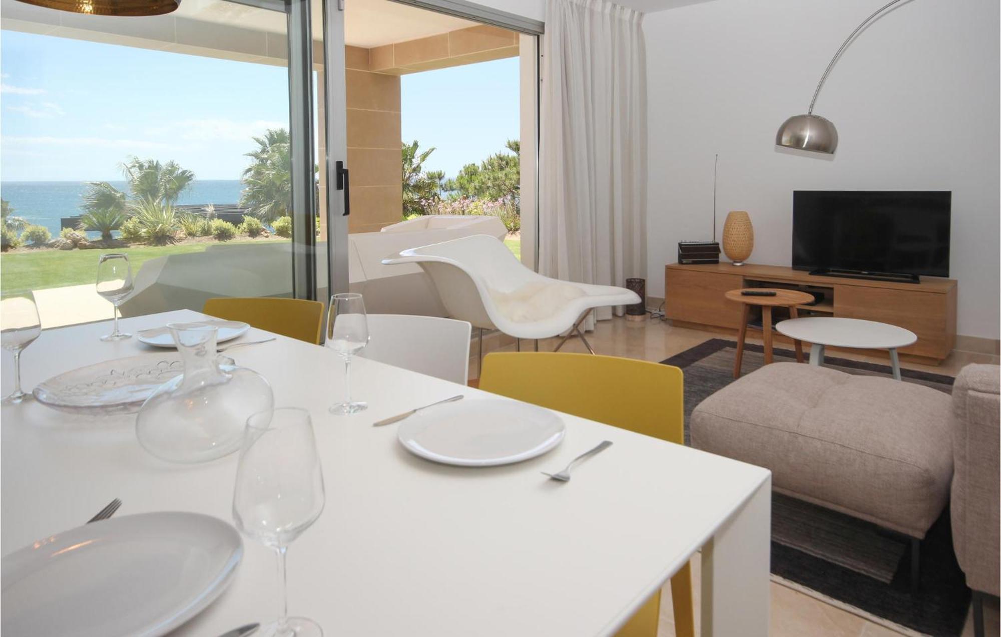 Gorgeous Apartment In Estepona With Wifi Экстерьер фото